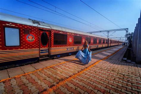 10 Tips For Booking Luxury Trains In India - Follow Me Away