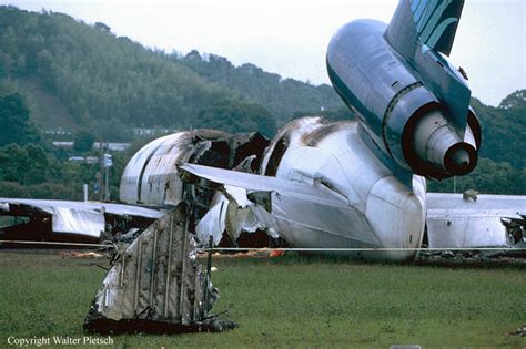 Crash of a Douglas DC-10-30 in Fukuoka: 3 killed | Bureau of Aircraft ...