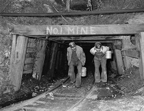 Vintage Photos of Coal Miners and the Brutal Conditions They Faced ...