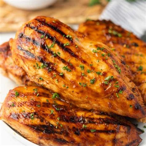 Best bbq chicken marinade recipe - only 2 ingredients