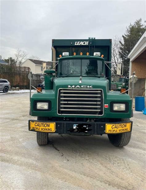 2001 Mack Rear Load Garbage Truck Online Government Auctions of ...