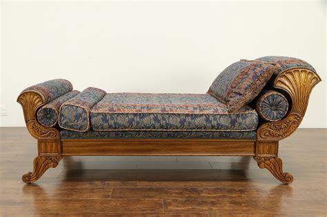 Victorian Style Vintage Oak Chaise Lounge Day Bed Fainting Couch, Pulaski