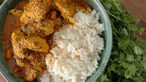 Chicken curry with basmati rice recipe - BBC Food