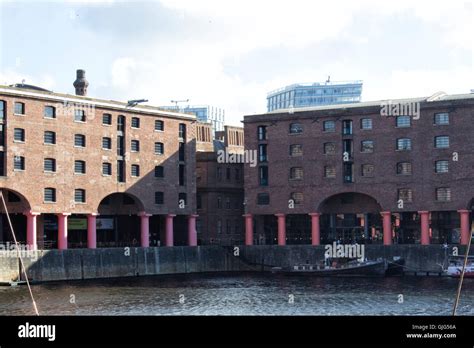 Albert Docks Liverpool Stock Photo - Alamy