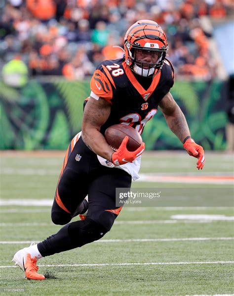 Joe Mixon of the Cincinnati Bengals runs with the ball during the ...