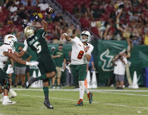 South Florida DE Tramel Logan Earns AAC Defensive Player Of The Week - BullsInsider