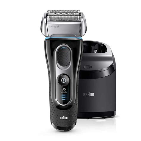 Best Electric Razor For Sensitive Skin Male