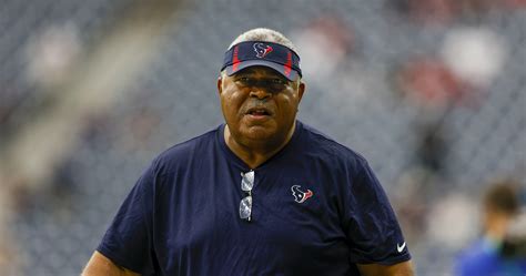 Former Browns, Chiefs, Texans HC Romeo Crennel Retires After 50-Year ...