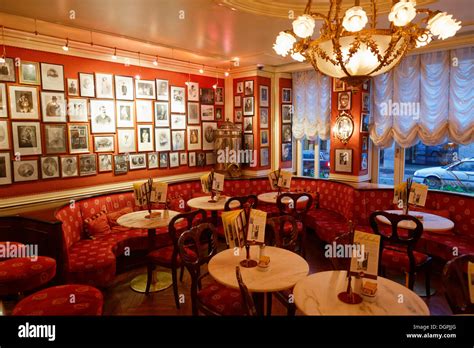 Café Sacher, Altstadt, Salzburg, Salzburger Land, Österreich Stockfotografie - Alamy