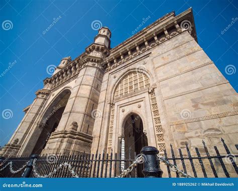 The Legendary Architecture of the Gateway of India in Mumbai. Stock ...