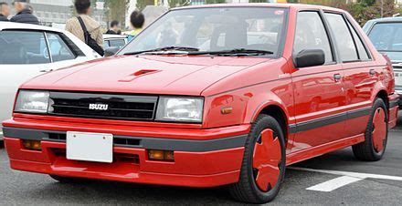 Isuzu Gemini II 1985 - 1990 Sedan :: OUTSTANDING CARS