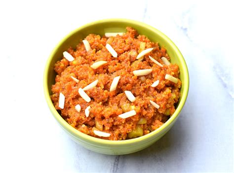 Carrot Halwa | Gajar Ka Halwa in Instant Pot Pressure Cooker - Spice Cravings