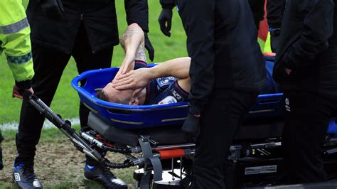 Jordan Morris injury: USMNT star stretchered off in Swansea loss - Sports Illustrated