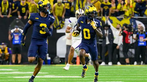 Mike Sainristil's late interception helps Michigan seal national championship win