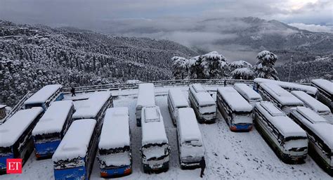 Shimla weather: Shimla in cold grip, season's heaviest snowfall throws life out of gear - The ...