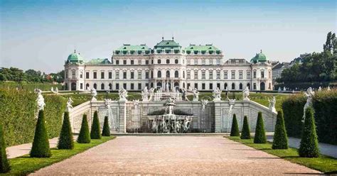 10 Most Beautiful Palaces and Castles in Vienna [+ Tickets]