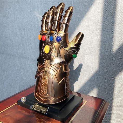 Thanos Gauntlet