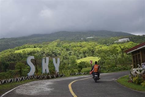 Mayon Skyline View Deck (Tabaco City, Philippines): Top Tips Before You ...