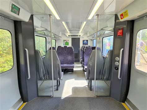 Class 321 Interior | Saloon interior on Greater Anglia "Rena… | Flickr