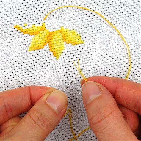 3 Tips to Make Threading your Cross Stitch Needle Easier