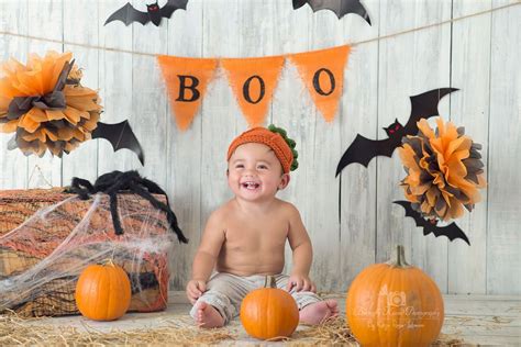 Baby's First Halloween Photoshoot - 426 Tech