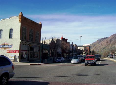 Utah's Present History: Still in downtown Springville