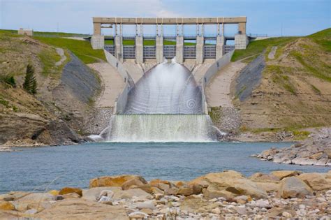 Old Man River Hydro Dam Stock Images - Image: 15902624