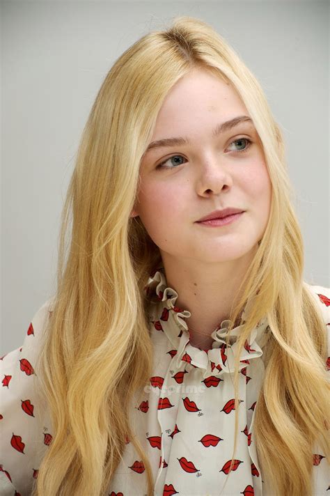 CELEBRITY PICS: Elle Fanning