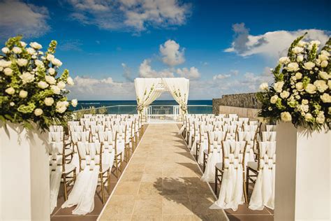 😍 Wedding photographer at Azul Beach Riviera Cancun