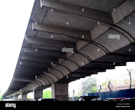 Hammersmith flyover hi-res stock photography and images - Alamy