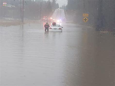 USA – Floods in Washington and Oregon After Atmospheric River Dumps Record Rain – FloodList