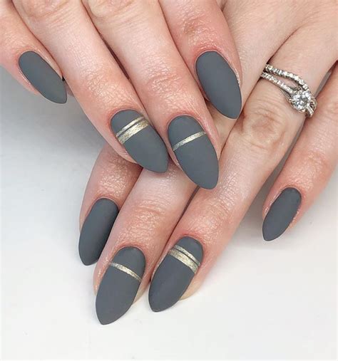 40+ Grey Nails Design Ideas - The Glossychic