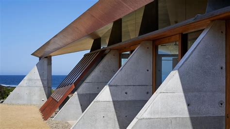 Mona Vale: Basin Beach house wins top architecture prize | Daily Telegraph