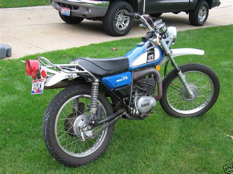 Yamaha DT175 Gallery | Classic Motorbikes