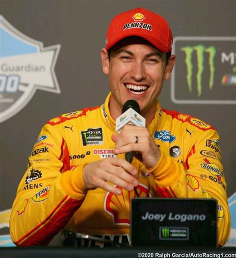 Logano gets 2nd 2020 win in Phoenix