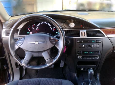 2005 Chrysler Pacifica - Interior Pictures - CarGurus