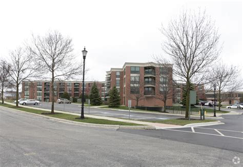 luther village Apartments - Arlington Heights, IL | Apartments.com