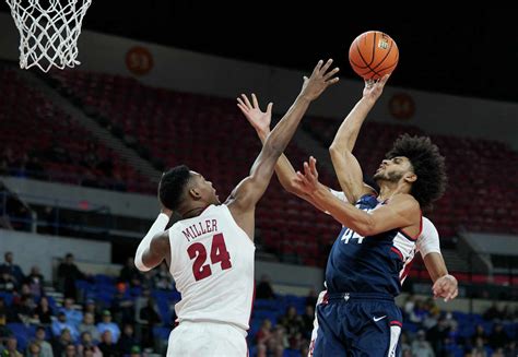 Despite offensive struggles, Andre Jackson still helping UConn