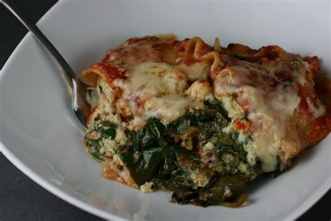 Slow Cooker Pesto Spinach Lasagna Recipe - A Year of Slow Cooking