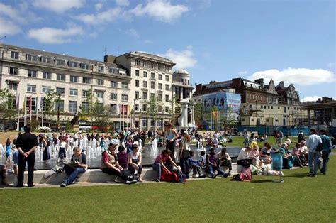 Piccadilly Gardens through the years - Manchester Evening News