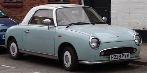 Nissan Figaro: The official car of? : regularcarreviews