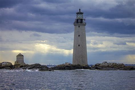 Graves Lighthouse, Boston Harbor | Lighthouse, Boston harbor, Harbor