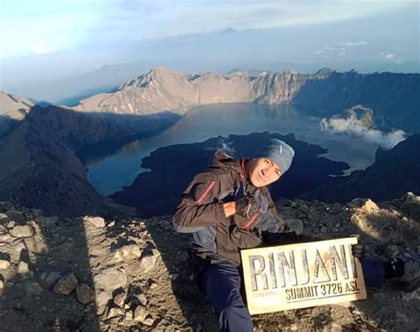 Indahnya Lombok dari Puncak Gunung Rinjani - GenPI.co NTB