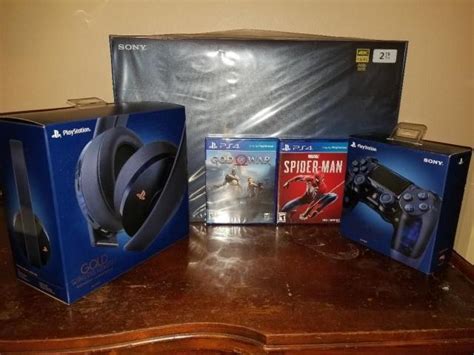 Sony PS4 Pro 2TB BUNDLE | Consoles