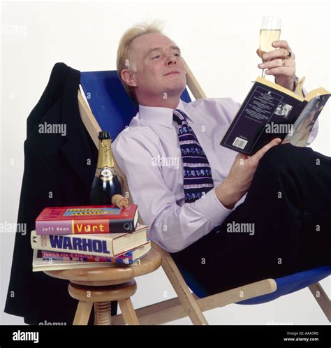 Bruce Jones Les Battersby from Coronation Street drinking Champagne Stock Photo: 7179823 - Alamy