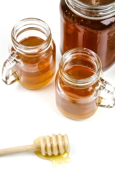 Homemade Honey Whiskey Recipe - Food Fanatic