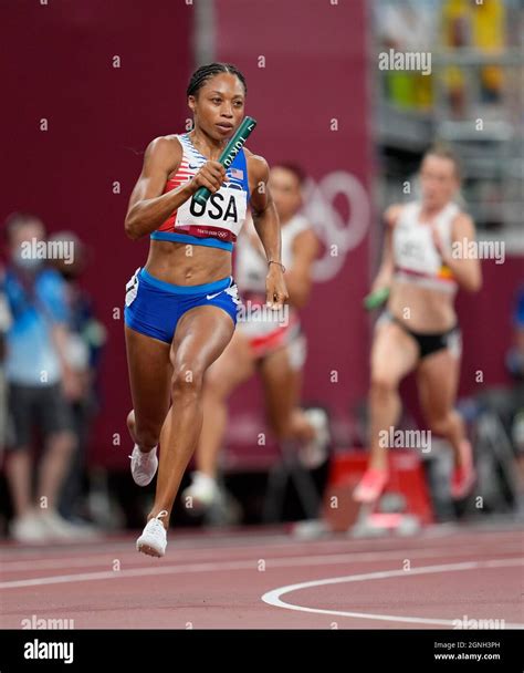 Allyson Felix competing in the 2020 Tokyo Olympics Stock Photo - Alamy