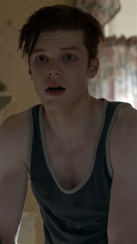 Cameron Monaghan Shameless Ian Gallagher | Shameless tv show, Cameron ...