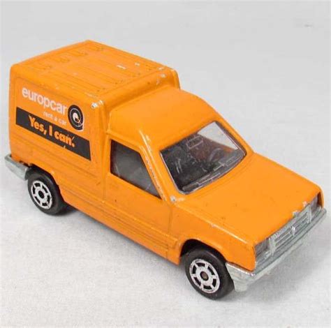 MAJORETTE RENAULT EXPRESS DIE CAST TOY TRUCK