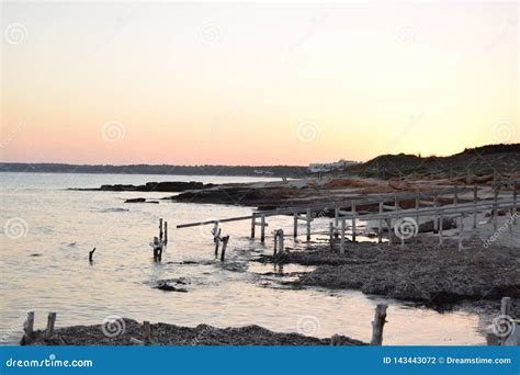 Ibiza Beach - Summer Sunset Editorial Photography - Image of sunset, naranja: 143443072